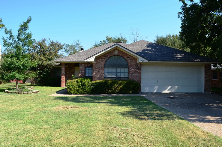 1703 Tanglewood Drive